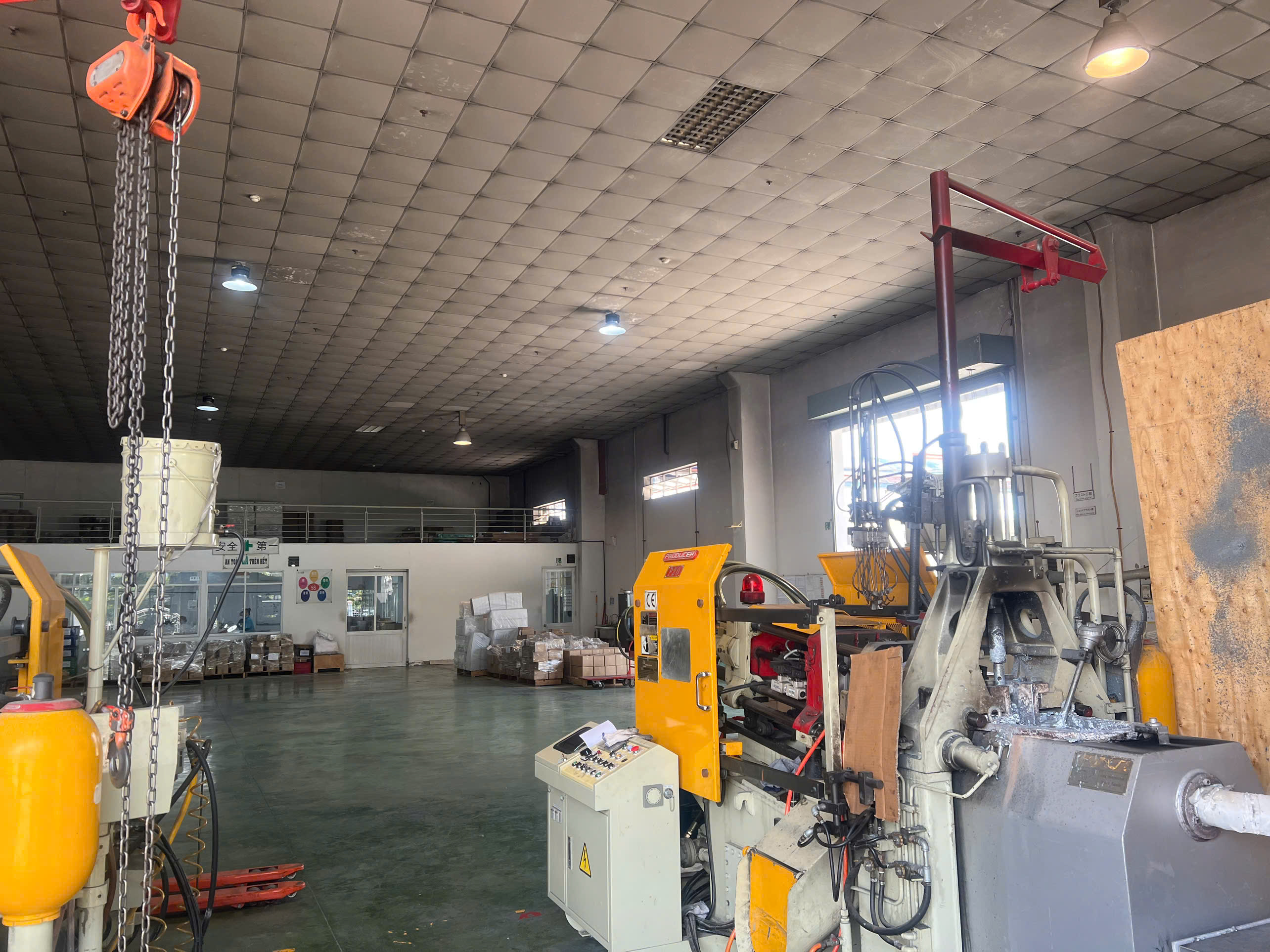 Hot Chamber Die Casting Machine 3.jpg